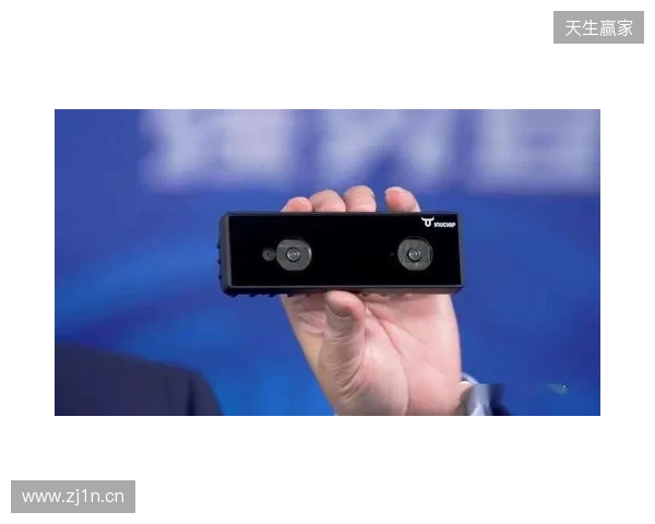 瓦德尔：B费库尼亚状态正佳，帕尔默若来曼联能稳获主力吗？